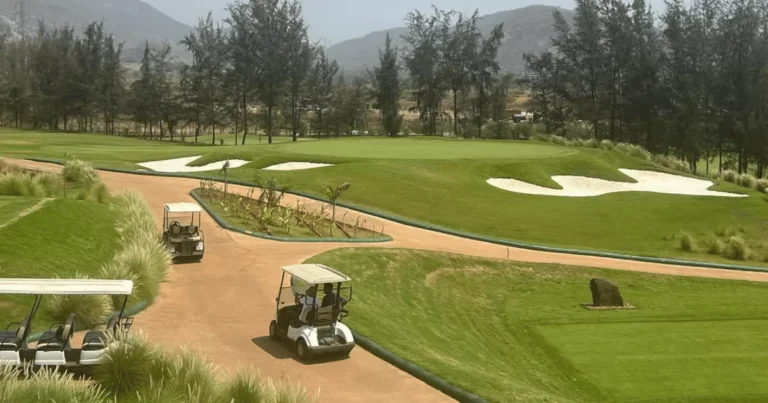 Golf Course in kharghar is visible in this image.