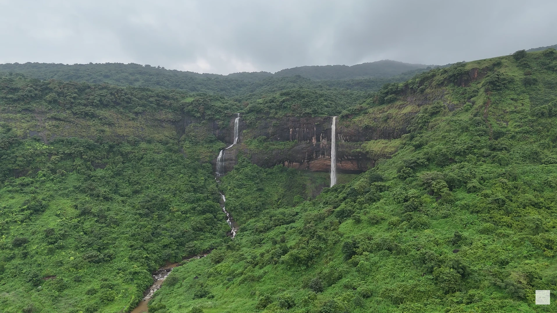 Pandavkada falls