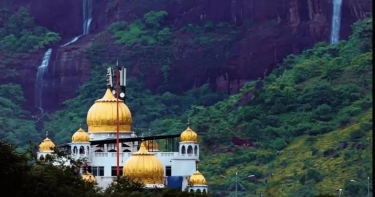 Gurudwara Shri Guru Singh Sabha, Kharghar Pic is visible in this image.