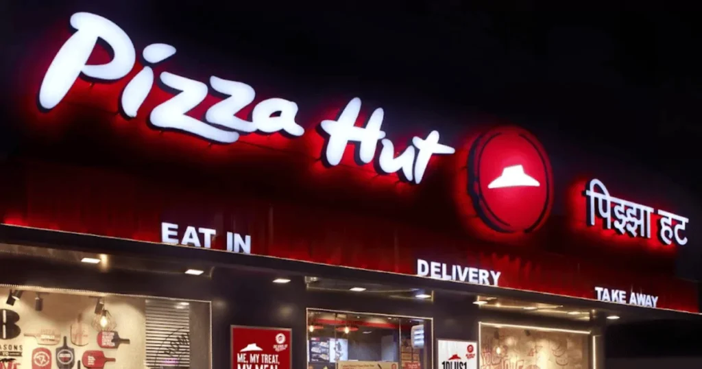 Pizza Hut Ulwe Navi, Mumbai is visible in this image.