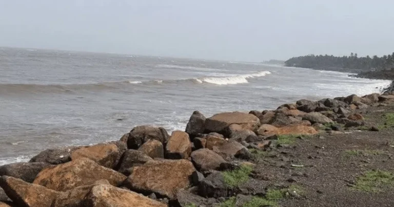 Uran Beach Navi Mumbai Direction, History, Photos & etc is visible in this image.