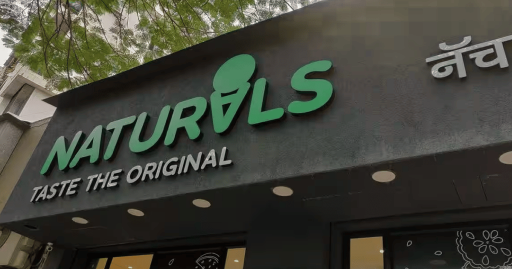 Naturals Ice Cream CBD Belapur is visible in this image.