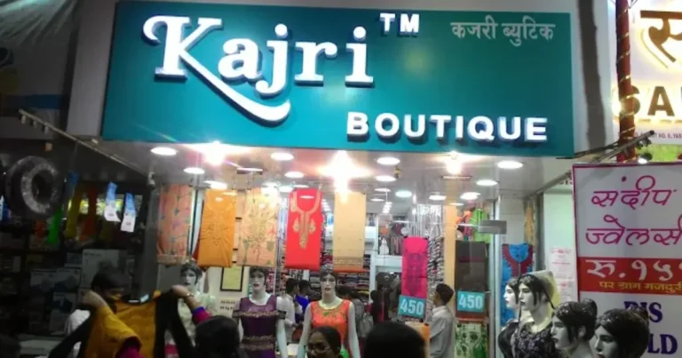 Kajri Boutique is visible in this image.