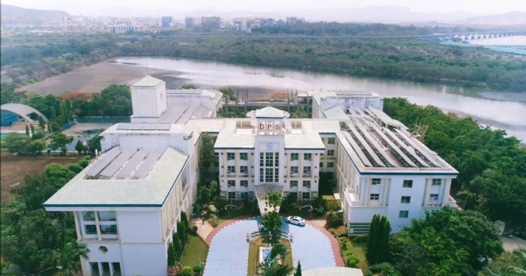 Delhi Public School is visible in this image.