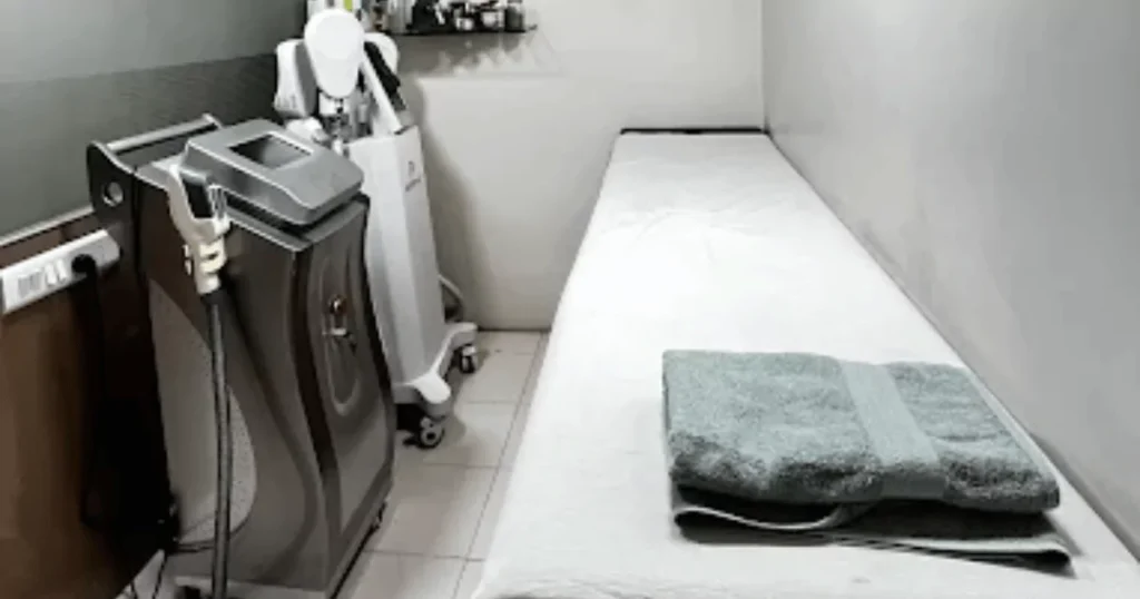 Nish Skin & Hair - Dr. Ritu Maheshwari​ is visible in this image.