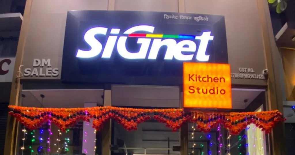 Signet Kitchen Studio DM Sales is visible in this image.