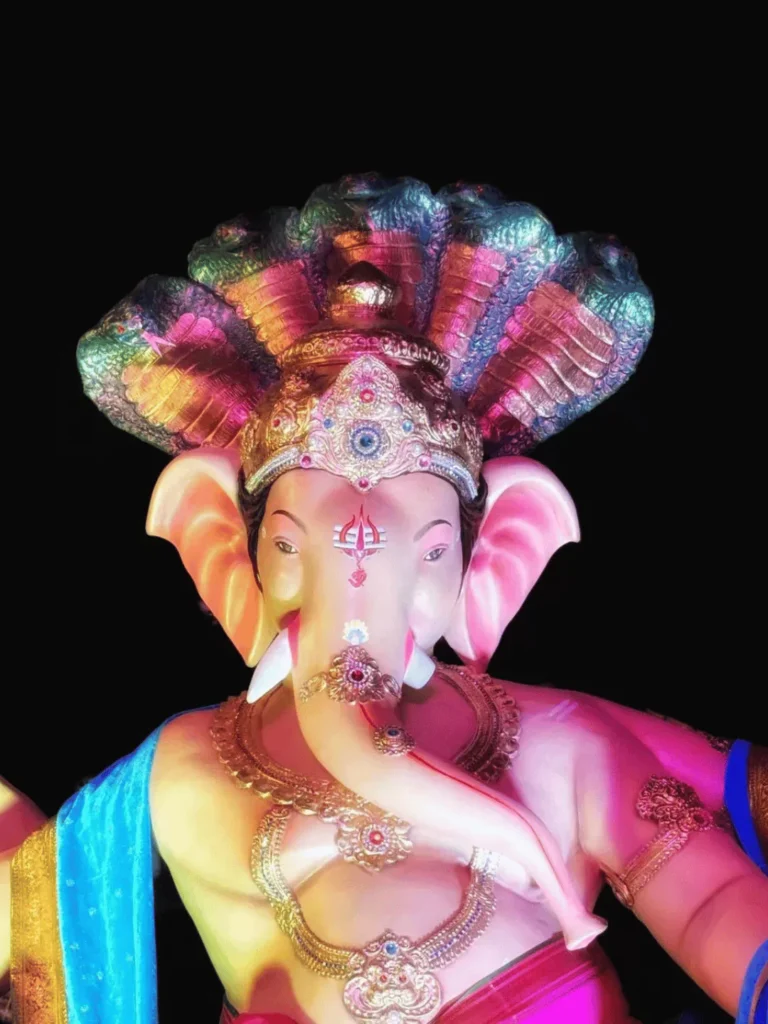 Ganraj Vashicha 2025 Photo is visible in this image.