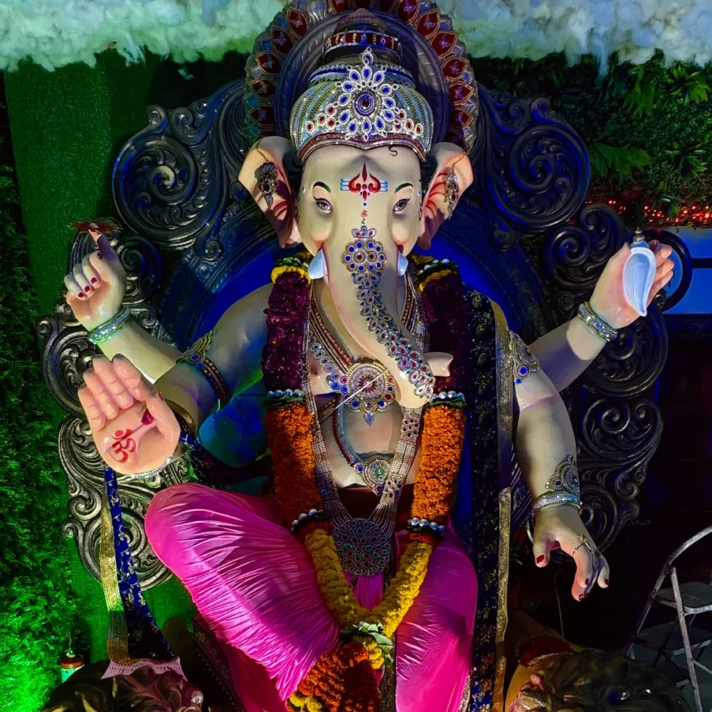 Koparkhairane Cha Maharaja face is visible in this image.