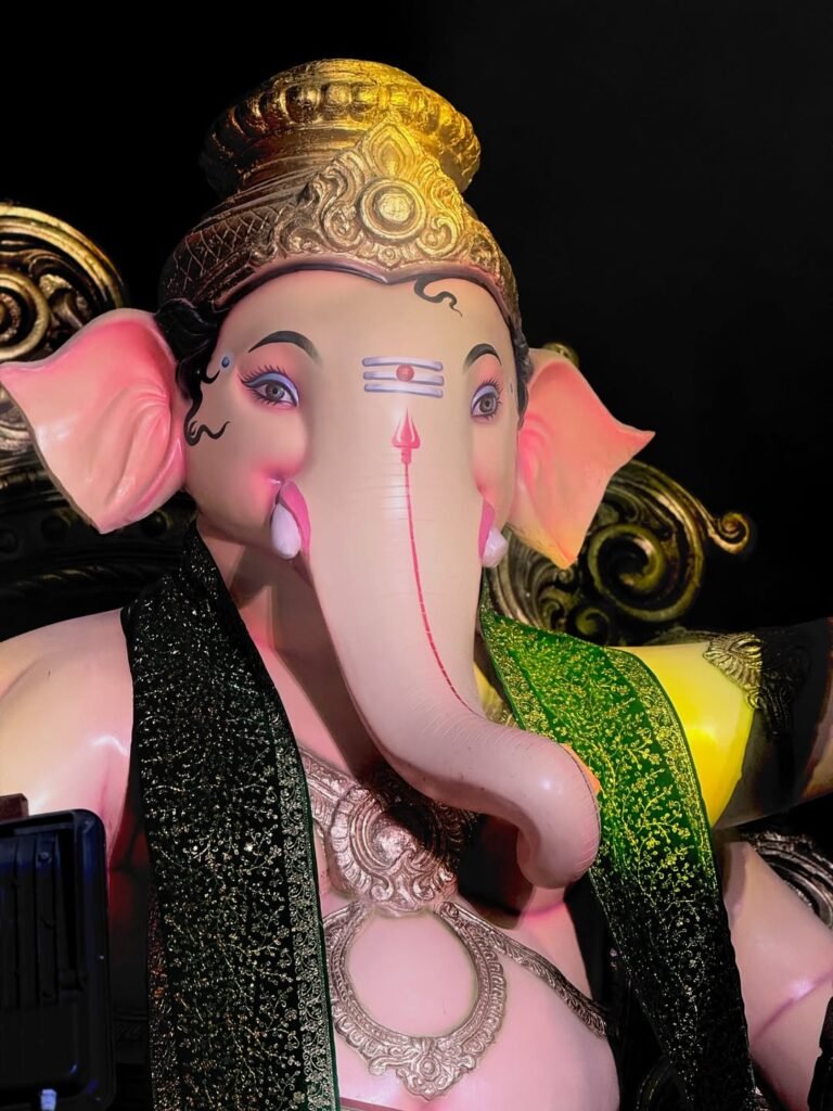 vashi cha samrat 2025 photo is visible in this image.