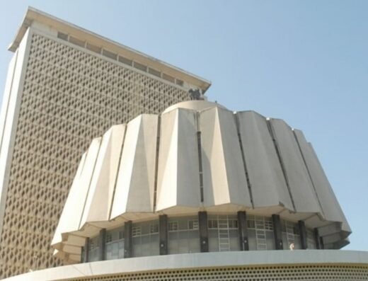 Maharashtra Legislative Assembly building (Vidhan Bhavan) in Mumbai, representing the state cabinet's approval of land for IB housing.