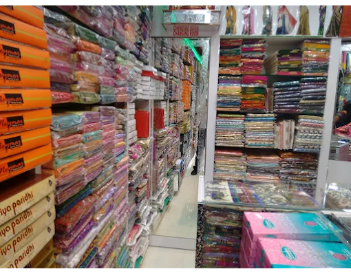 Kaveri Saree Kalamboli, Navi Mumbai