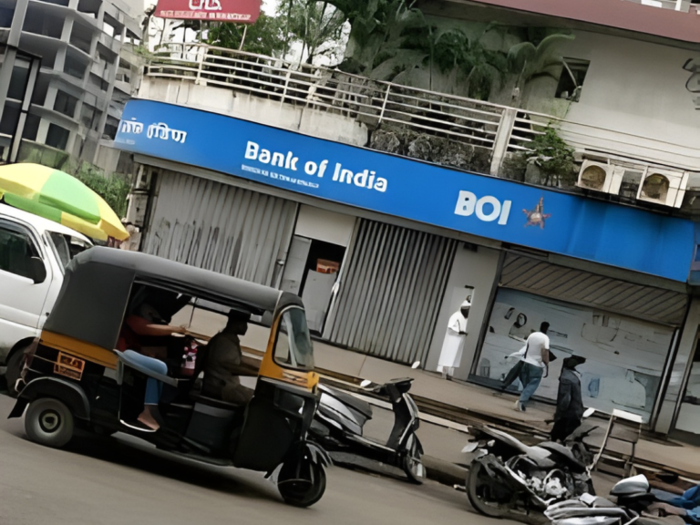 Bank of India sector 10 kharghar is visble in this image