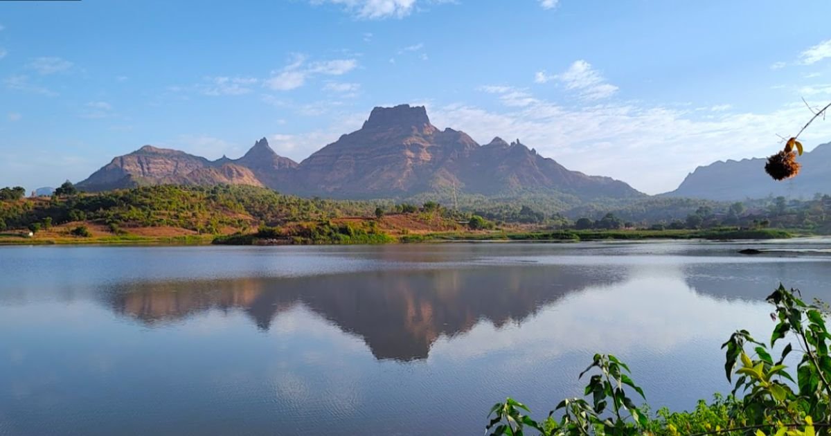 Gadeshwer dam panvel is visible in this image