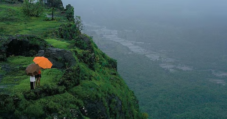 karnala fort panvel navi mmbai is visible in this image