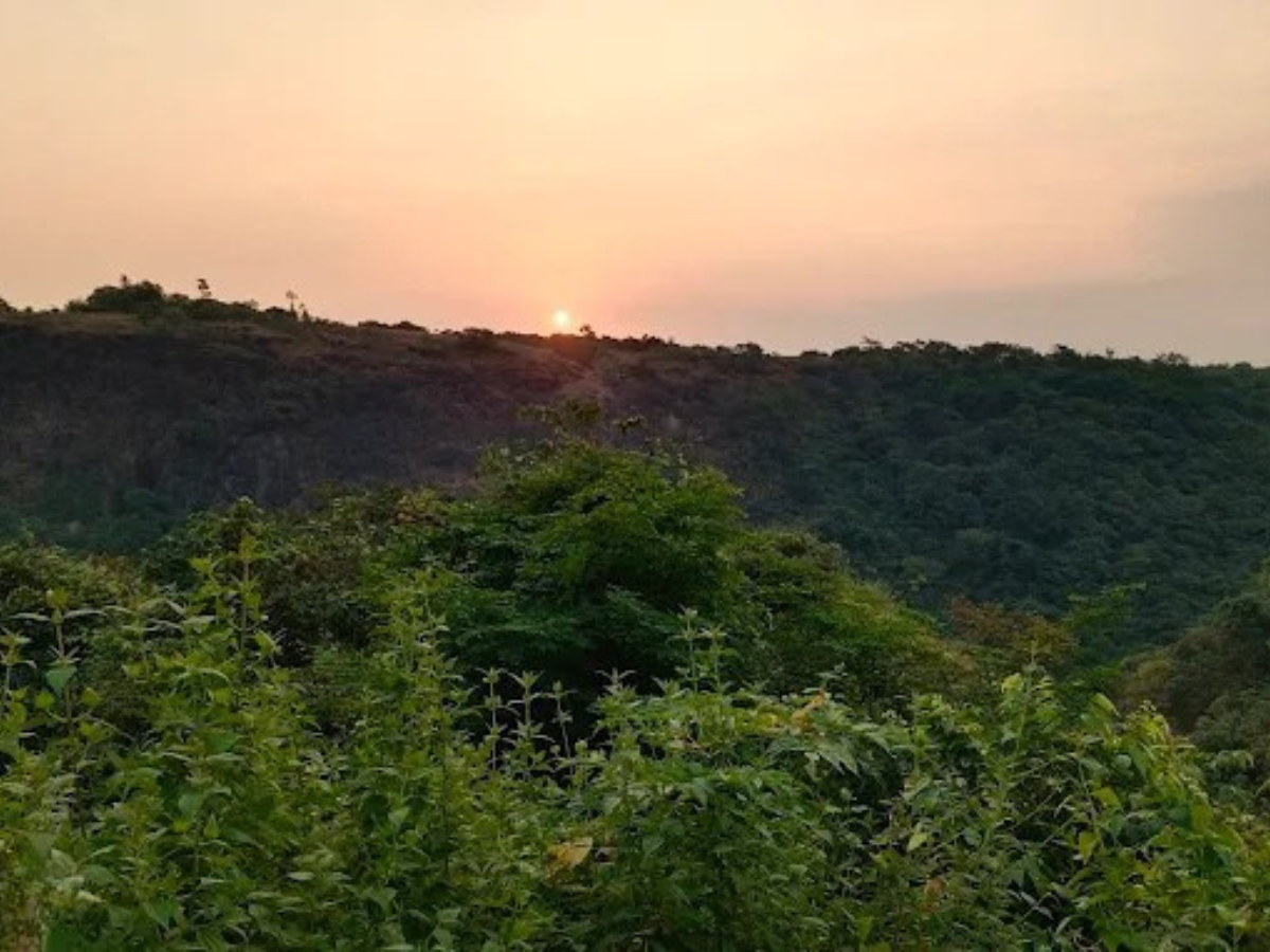 Driving Range Kharghar navi mumbai is visible in this image