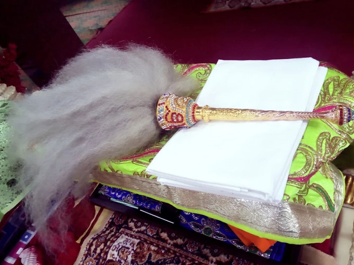 Gurudwara Shri Dasmesh Darbar Kopar Khaira is visible in this image