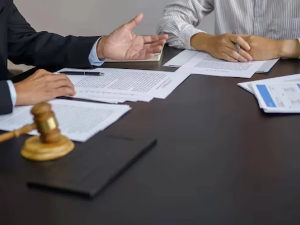 Real Estate Mis-selling is visible in this image