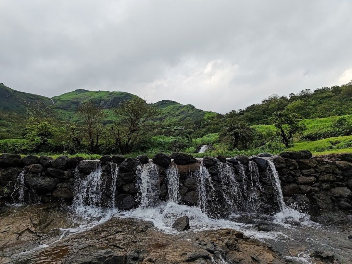 Adai Waterfall Panvel Treak Image