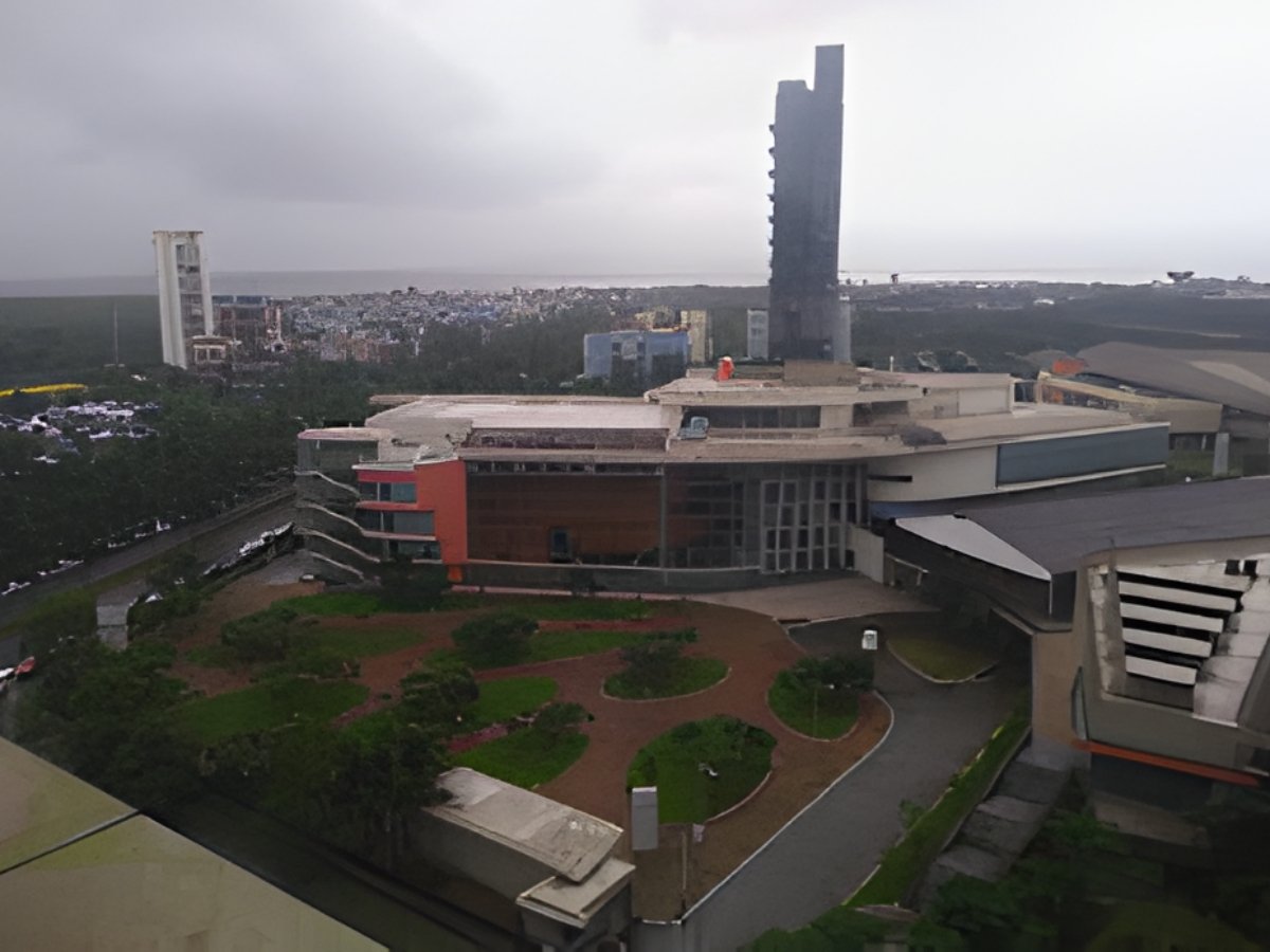 Regus Vashi flexible office workspace