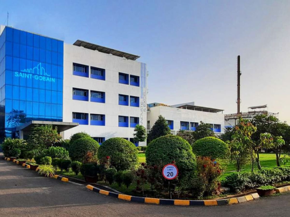 R R Constructions commercial building